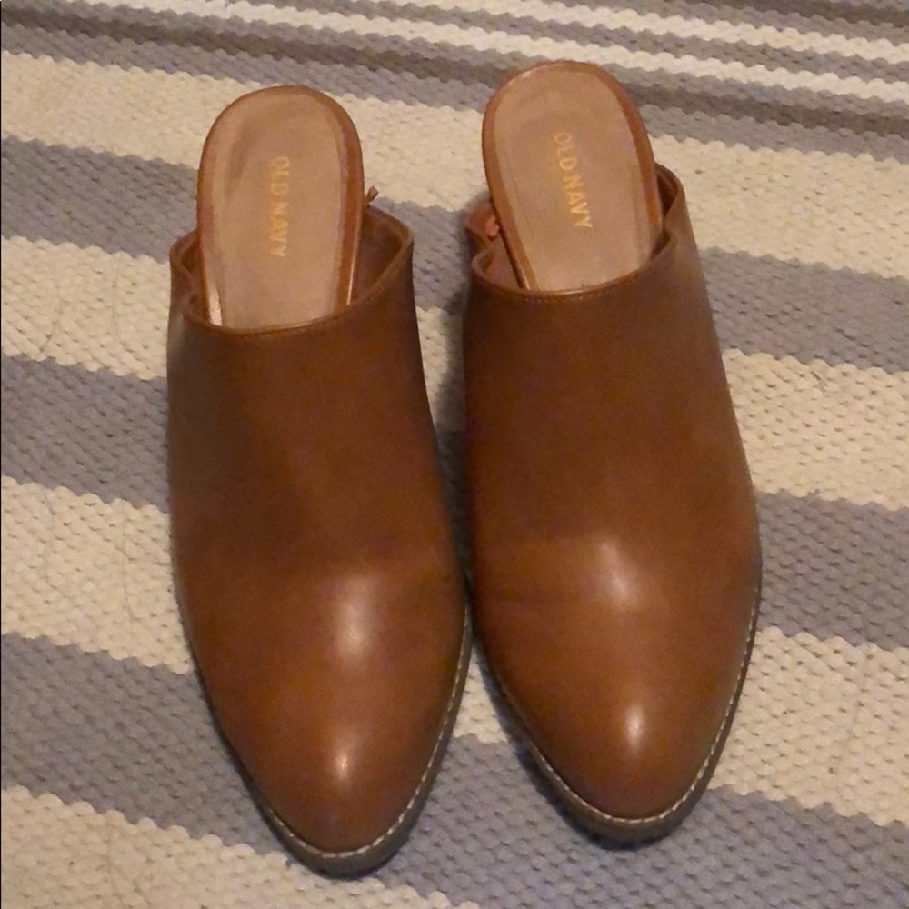 Cognac Mules in Faux Leather